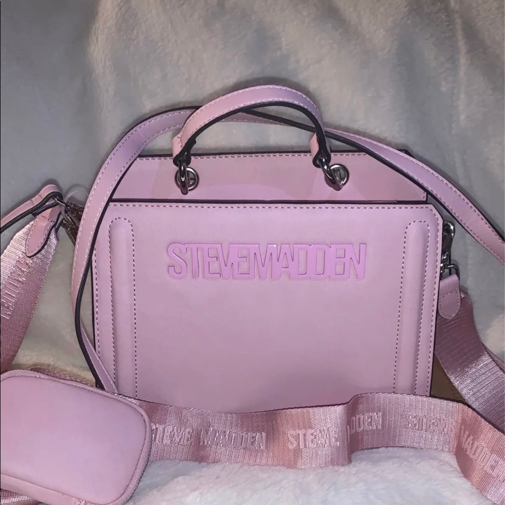 Rare Tik Tok famous Steve Madden Bevelyn purse